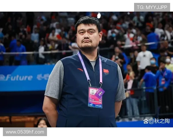 贾楠姚明携手共创篮球传奇之路探讨运动员的成长与挑战 贾楠姚明携手共创篮球传奇之路探讨运动员的成长与挑战